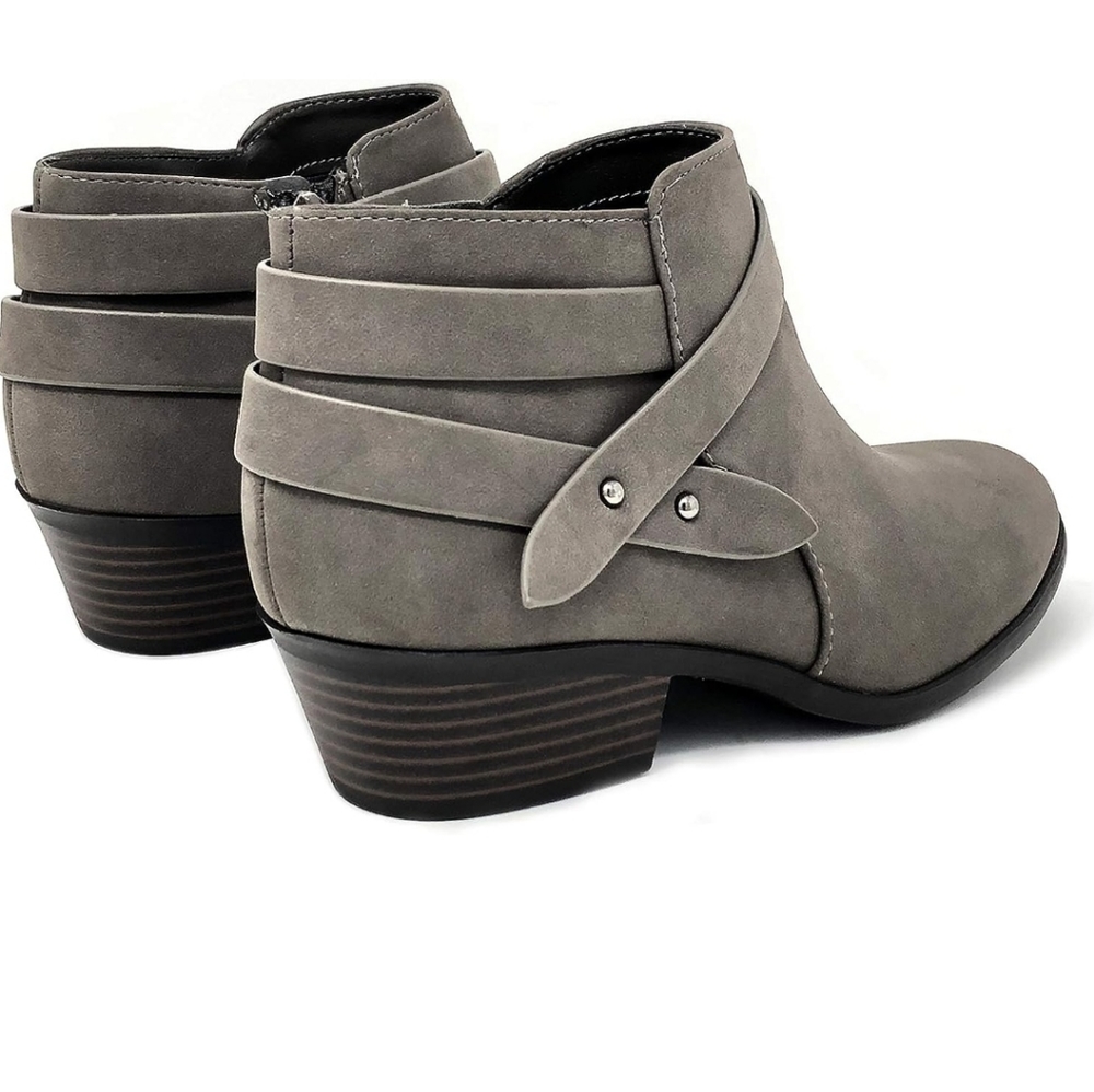 Soda SWEETEN Women's Fashion Ankle Bootie, Size 8M, Grey - Picture 6 of 6